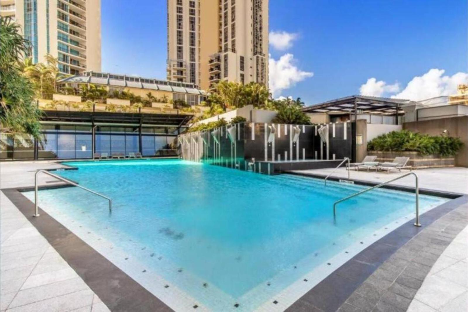 Circle On Cavill Escape Gold Coast