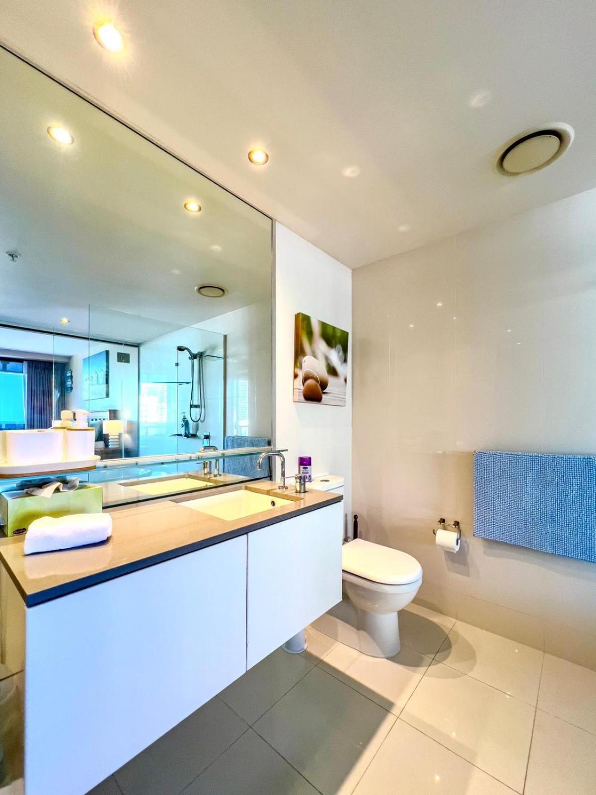 Circle On Cavill Escape Apartment Gold Coast